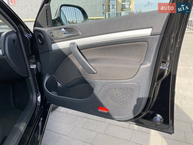 Чорний Шкода Октавія, об'ємом двигуна 1.6 л та пробігом 255 тис. км за 8700 $, фото 24 на Automoto.ua