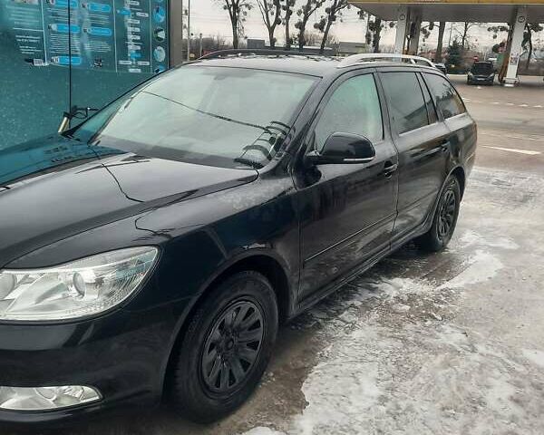 Черный Шкода Октавия, объемом двигателя 1.6 л и пробегом 238 тыс. км за 8300 $, фото 3 на Automoto.ua