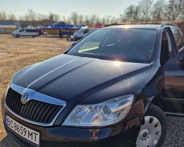 Чорний Шкода Октавія, об'ємом двигуна 1.6 л та пробігом 298 тис. км за 8300 $, фото 9 на Automoto.ua