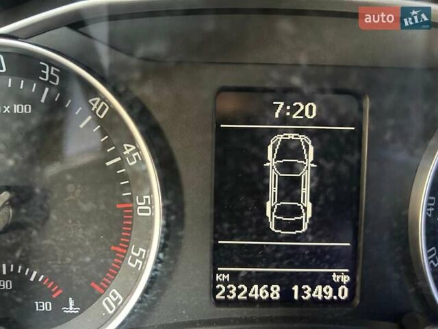 Черный Шкода Октавия, объемом двигателя 1.6 л и пробегом 232 тыс. км за 8500 $, фото 2 на Automoto.ua