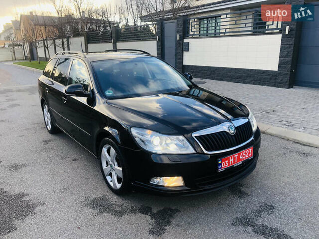 Черный Шкода Октавия, объемом двигателя 1.8 л и пробегом 212 тыс. км за 8200 $, фото 6 на Automoto.ua