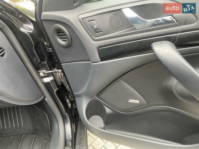 Черный Шкода Октавия, объемом двигателя 2 л и пробегом 183 тыс. км за 9750 $, фото 9 на Automoto.ua