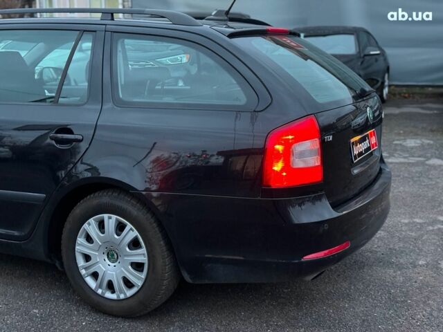 Черный Шкода Октавия, объемом двигателя 1.6 л и пробегом 237 тыс. км за 8190 $, фото 8 на Automoto.ua