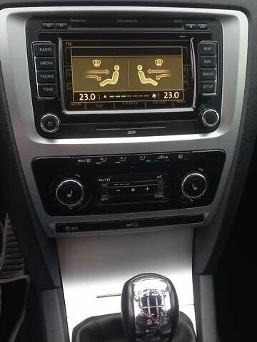 Черный Шкода Октавия, объемом двигателя 2 л и пробегом 267 тыс. км за 11300 $, фото 20 на Automoto.ua