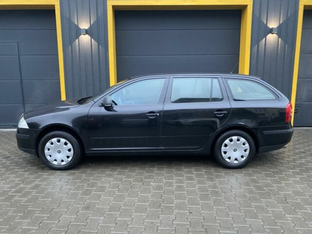 Чорний Шкода Октавія, об'ємом двигуна 1.6 л та пробігом 198 тис. км за 6999 $, фото 6 на Automoto.ua