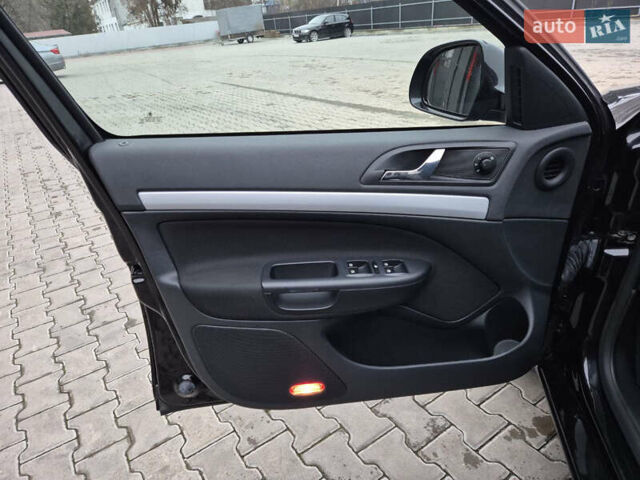 Чорний Шкода Октавія, об'ємом двигуна 1.8 л та пробігом 212 тис. км за 8300 $, фото 29 на Automoto.ua