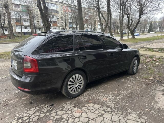 Черный Шкода Октавия, объемом двигателя 1.6 л и пробегом 281 тыс. км за 6458 $, фото 2 на Automoto.ua