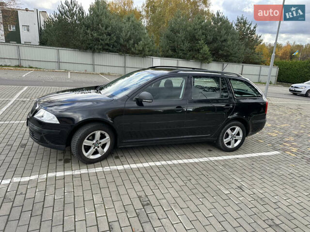 Шкода Октавия 2011 в Луцке на Automoto.ua Черный Шкода Октавия, объемом двигателя 1.6 л и пробегом 268 тыс. км за 6950 $, фото 10 на Automoto.ua