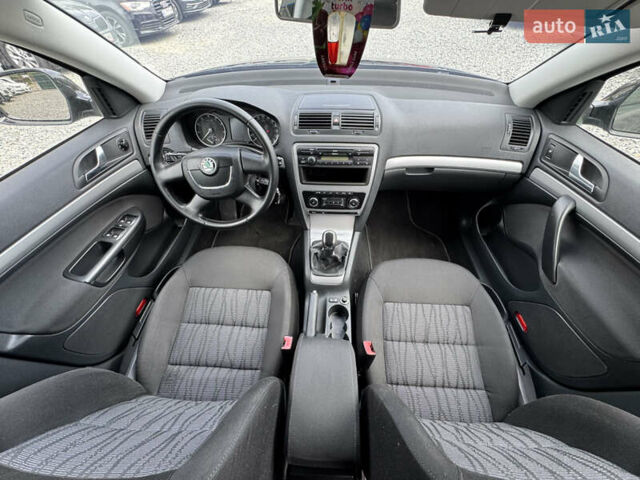 Чорний Шкода Октавія, об'ємом двигуна 1.8 л та пробігом 248 тис. км за 8200 $, фото 13 на Automoto.ua