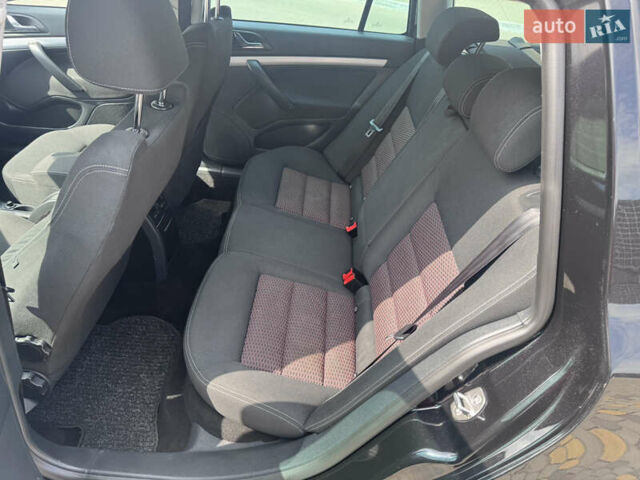 Черный Шкода Октавия, объемом двигателя 1.6 л и пробегом 274 тыс. км за 7999 $, фото 18 на Automoto.ua