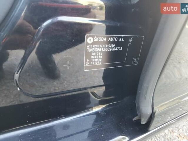 Черный Шкода Октавия, объемом двигателя 2 л и пробегом 178 тыс. км за 10250 $, фото 77 на Automoto.ua