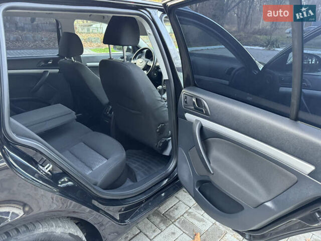 Черный Шкода Октавия, объемом двигателя 1.6 л и пробегом 243 тыс. км за 8350 $, фото 77 на Automoto.ua