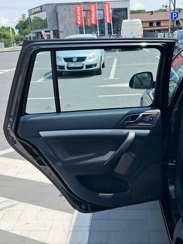 Черный Шкода Октавия, объемом двигателя 1.6 л и пробегом 276 тыс. км за 8100 $, фото 9 на Automoto.ua