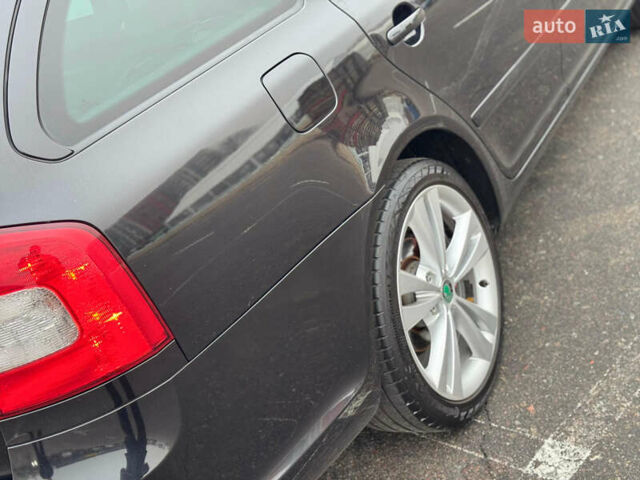 Чорний Шкода Октавія, об'ємом двигуна 1.98 л та пробігом 217 тис. км за 9500 $, фото 41 на Automoto.ua