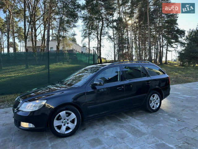 Чорний Шкода Октавія, об'ємом двигуна 1.6 л та пробігом 247 тис. км за 6900 $, фото 2 на Automoto.ua