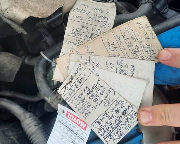 Черный Шкода Октавия, объемом двигателя 1.6 л и пробегом 238 тыс. км за 8300 $, фото 9 на Automoto.ua