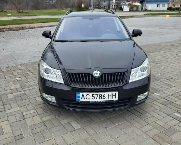 Чорний Шкода Октавія, об'ємом двигуна 1.8 л та пробігом 155 тис. км за 10500 $, фото 11 на Automoto.ua