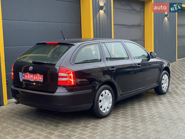 Черный Шкода Октавия, объемом двигателя 1.6 л и пробегом 198 тыс. км за 6999 $, фото 21 на Automoto.ua