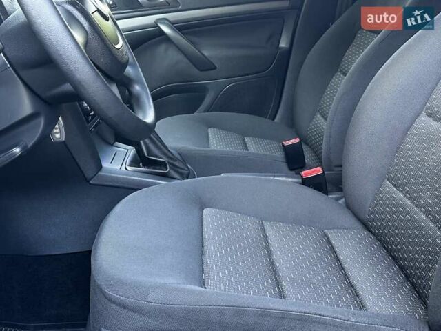 Черный Шкода Октавия, объемом двигателя 0 л и пробегом 217 тыс. км за 6500 $, фото 61 на Automoto.ua