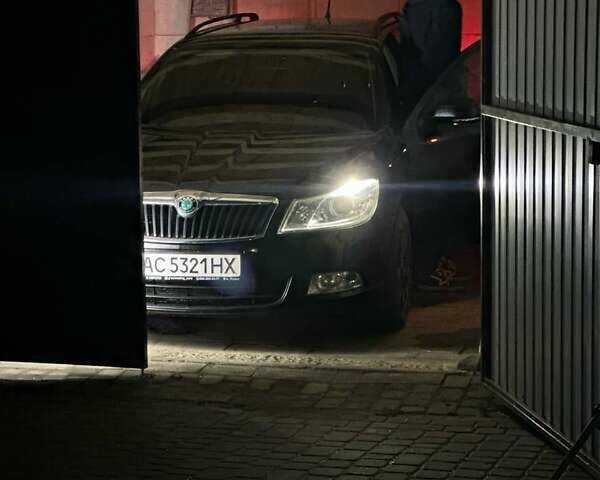 Черный Шкода Октавия, объемом двигателя 1.8 л и пробегом 232 тыс. км за 9900 $, фото 14 на Automoto.ua