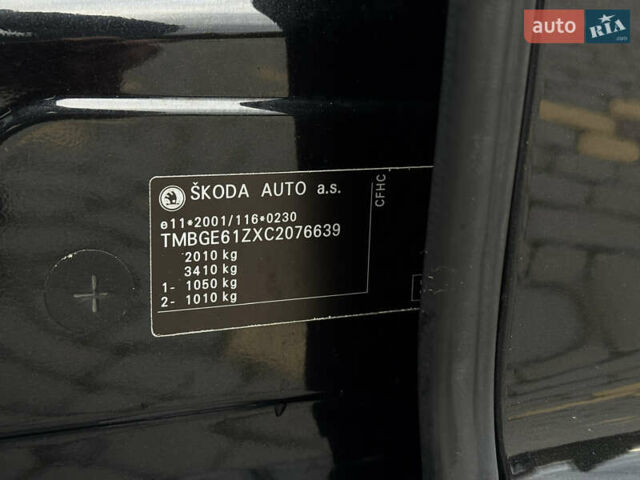 Черный Шкода Октавия, объемом двигателя 1.99 л и пробегом 211 тыс. км за 10755 $, фото 80 на Automoto.ua
