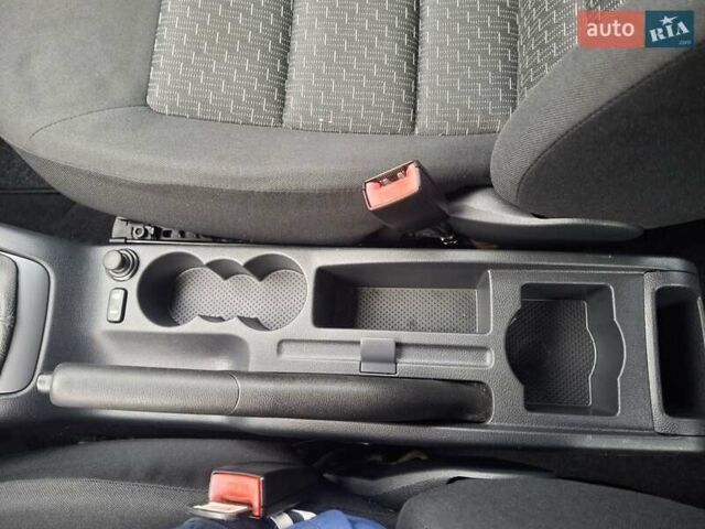 Чорний Шкода Октавія, об'ємом двигуна 1.6 л та пробігом 221 тис. км за 8600 $, фото 62 на Automoto.ua