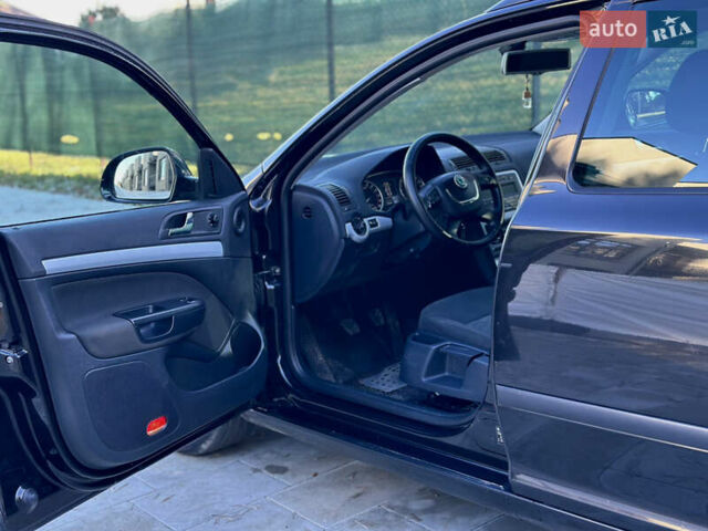 Чорний Шкода Октавія, об'ємом двигуна 1.6 л та пробігом 247 тис. км за 6900 $, фото 19 на Automoto.ua