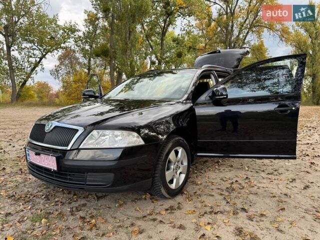 Шкода Октавия 2011 в Полтаве на Automoto.ua Черный Шкода Октавия, объемом двигателя 1.6 л и пробегом 220 тыс. км за 7600 $, фото 70 на Automoto.ua