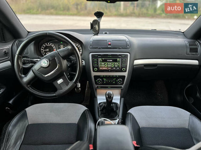 Черный Шкода Октавия, объемом двигателя 1.97 л и пробегом 315 тыс. км за 10900 $, фото 10 на Automoto.ua