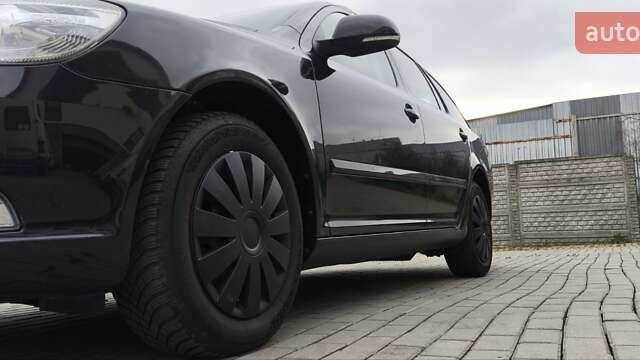 Черный Шкода Октавия, объемом двигателя 1.4 л и пробегом 197 тыс. км за 6999 $, фото 3 на Automoto.ua