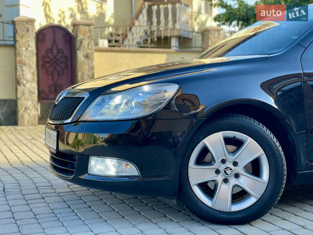 Черный Шкода Октавия, объемом двигателя 1.6 л и пробегом 294 тыс. км за 8250 $, фото 25 на Automoto.ua