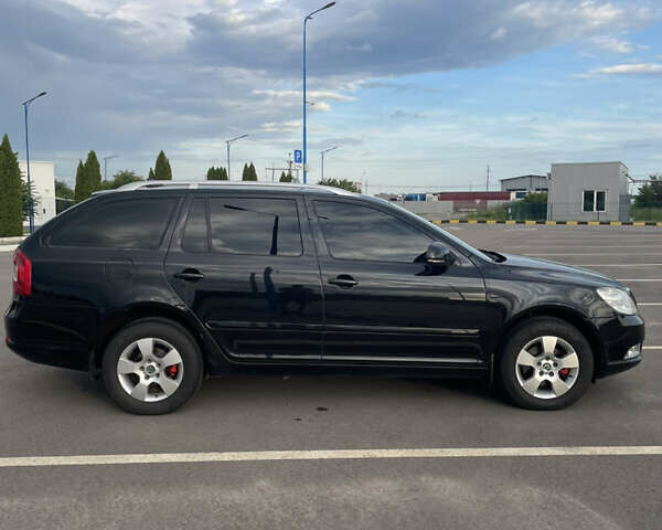 Чорний Шкода Октавія, об'ємом двигуна 1.6 л та пробігом 318 тис. км за 7200 $, фото 5 на Automoto.ua