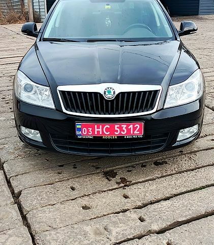 Чорний Шкода Октавія, об'ємом двигуна 14 л та пробігом 179 тис. км за 8300 $, фото 6 на Automoto.ua