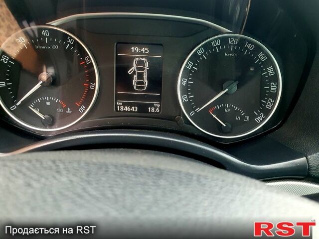 Черный Шкода Октавия, объемом двигателя 1.8 л и пробегом 184 тыс. км за 6600 $, фото 3 на Automoto.ua