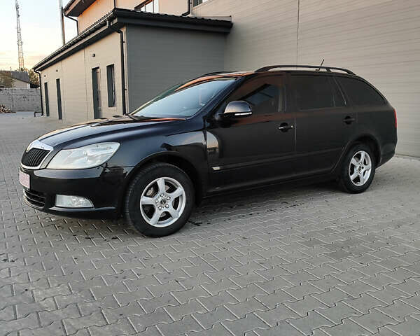 Черный Шкода Октавия, объемом двигателя 1.6 л и пробегом 278 тыс. км за 7950 $, фото 5 на Automoto.ua
