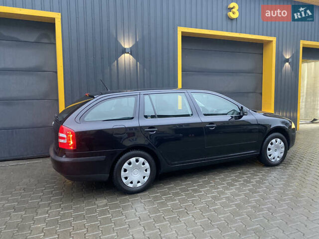 Черный Шкода Октавия, объемом двигателя 1.6 л и пробегом 198 тыс. км за 6999 $, фото 28 на Automoto.ua