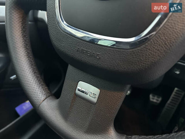Шкода Октавия 2011 в Ровно на Automoto.ua Черный Шкода Октавия, объемом двигателя 1.97 л и пробегом 280 тыс. км за 9750 $, фото 77 на Automoto.ua
