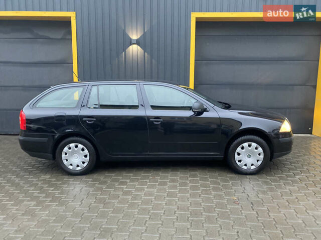 Черный Шкода Октавия, объемом двигателя 1.6 л и пробегом 198 тыс. км за 6999 $, фото 31 на Automoto.ua