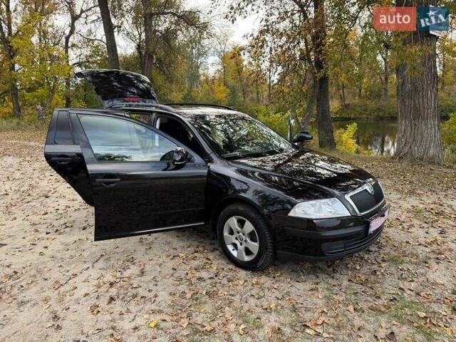 Шкода Октавия 2011 в Полтаве на Automoto.ua Черный Шкода Октавия, объемом двигателя 1.6 л и пробегом 220 тыс. км за 7600 $, фото 96 на Automoto.ua