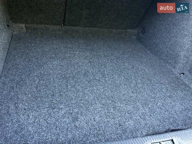 Черный Шкода Октавия, объемом двигателя 0 л и пробегом 217 тыс. км за 6500 $, фото 91 на Automoto.ua