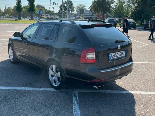 Чорний Шкода Октавія, об'ємом двигуна 2 л та пробігом 310 тис. км за 9000 $, фото 2 на Automoto.ua