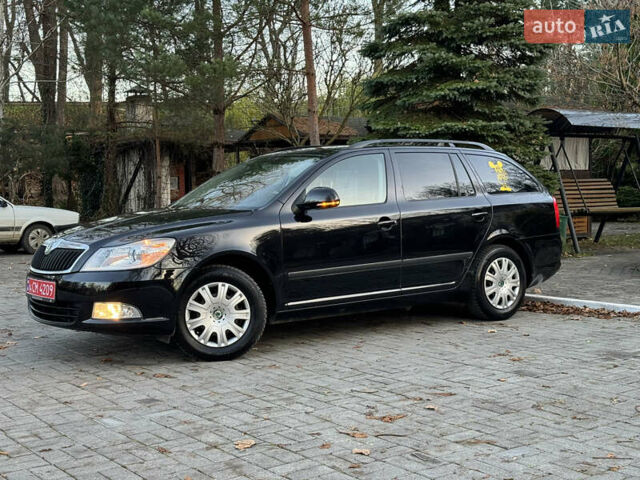 Черный Шкода Октавия, объемом двигателя 1.6 л и пробегом 243 тыс. км за 8350 $, фото 8 на Automoto.ua