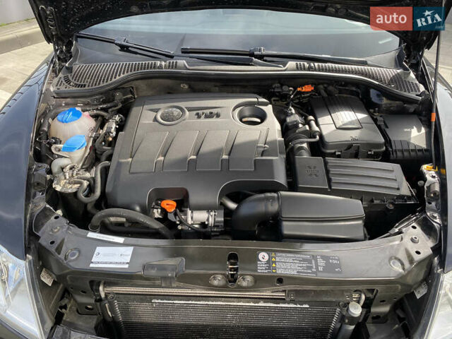 Чорний Шкода Октавія, об'ємом двигуна 1.6 л та пробігом 255 тис. км за 8700 $, фото 30 на Automoto.ua