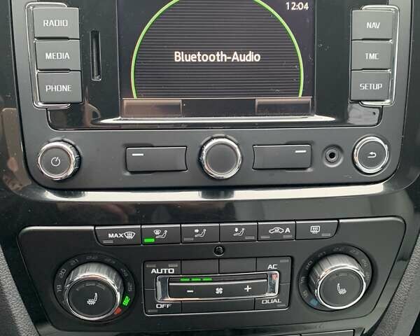 Черный Шкода Октавия, объемом двигателя 2 л и пробегом 252 тыс. км за 12000 $, фото 38 на Automoto.ua