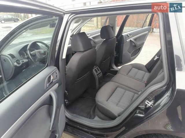 Чорний Шкода Октавія, об'ємом двигуна 1.2 л та пробігом 183 тис. км за 6300 $, фото 24 на Automoto.ua