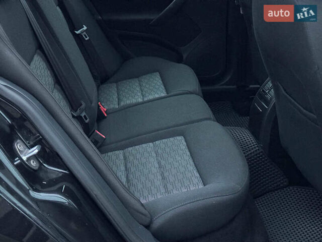 Чорний Шкода Октавія, об'ємом двигуна 1.6 л та пробігом 237 тис. км за 8190 $, фото 16 на Automoto.ua