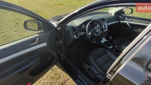 Чорний Шкода Октавія, об'ємом двигуна 1.6 л та пробігом 240 тис. км за 9000 $, фото 10 на Automoto.ua