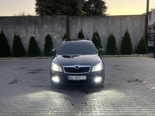Черный Шкода Октавия, объемом двигателя 1.6 л и пробегом 270 тыс. км за 8300 $, фото 4 на Automoto.ua