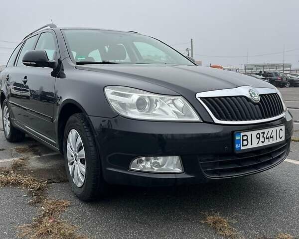 Черный Шкода Октавия, объемом двигателя 1.4 л и пробегом 238 тыс. км за 7500 $, фото 5 на Automoto.ua