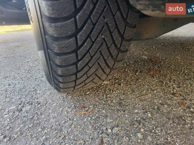 Черный Шкода Октавия, объемом двигателя 2 л и пробегом 178 тыс. км за 10250 $, фото 79 на Automoto.ua